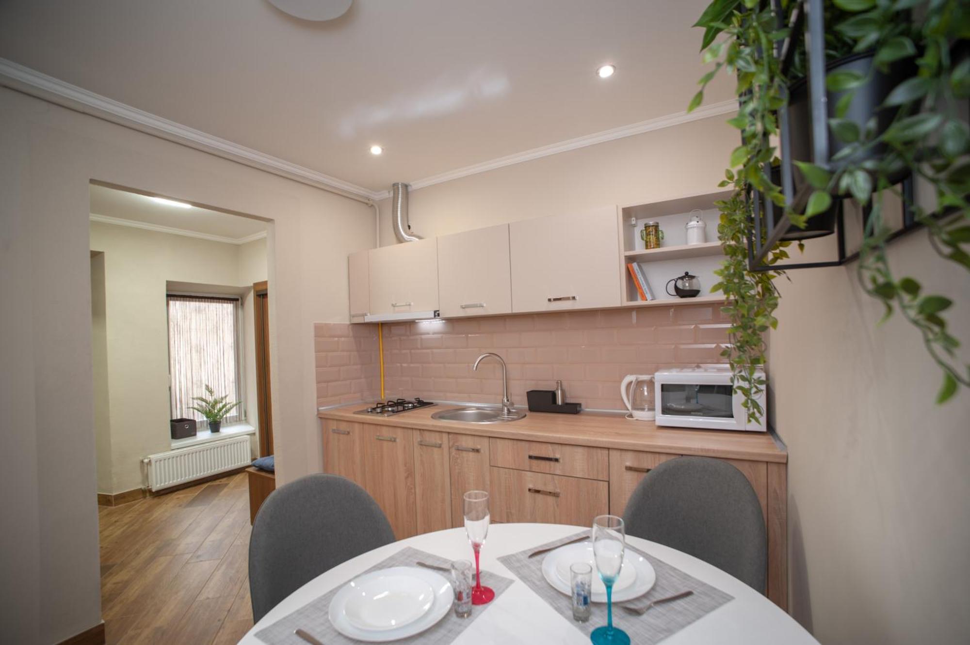 Romantic Suite, 3Mins To Rynok Square Leópolis Exterior foto